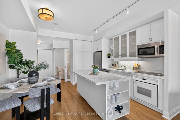 Property Photo:  20 Scrivener Square 607  ON M4W 3X9 