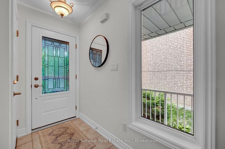 Property Photo:  34 Bridlewood Boulevard  ON L1R 3C8 