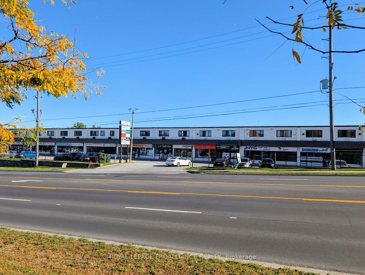 Property Photo:  1837 Lansdowne Street W 27  ON K9K 1R4 