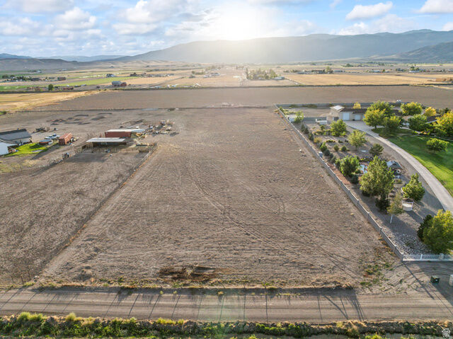 Property Photo: 975 N 750 W UT 84754