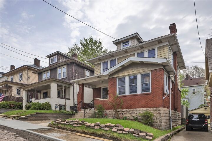 Property Photo: 330 Elizabeth Ave PA 15202