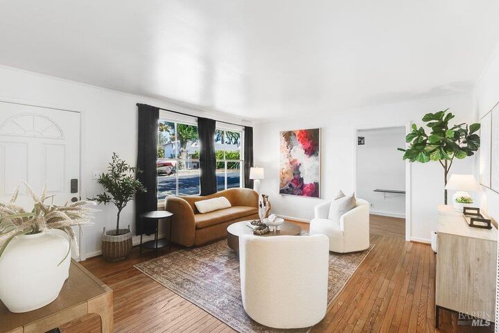 Property Photo: 206 Hillcrest Avenue CA 94510