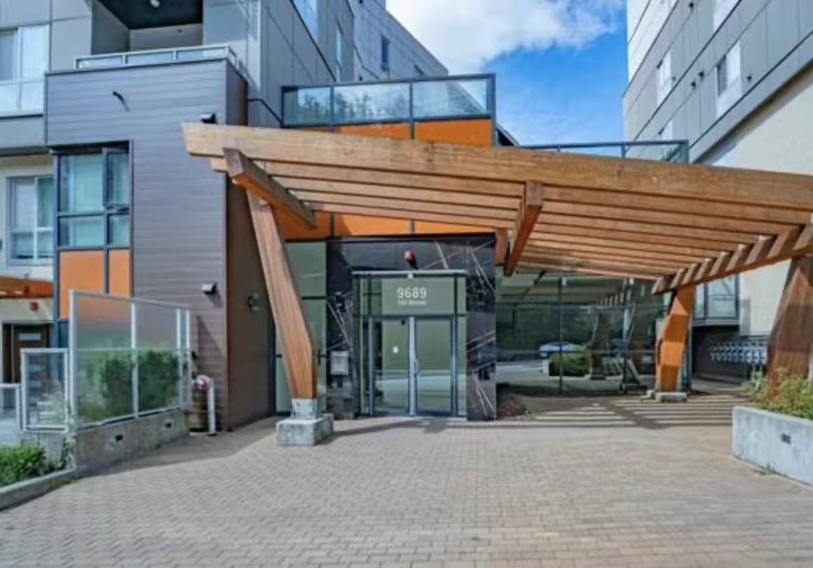 Property Photo:  9689 140 Street 5xx  BC V3T 0P3 