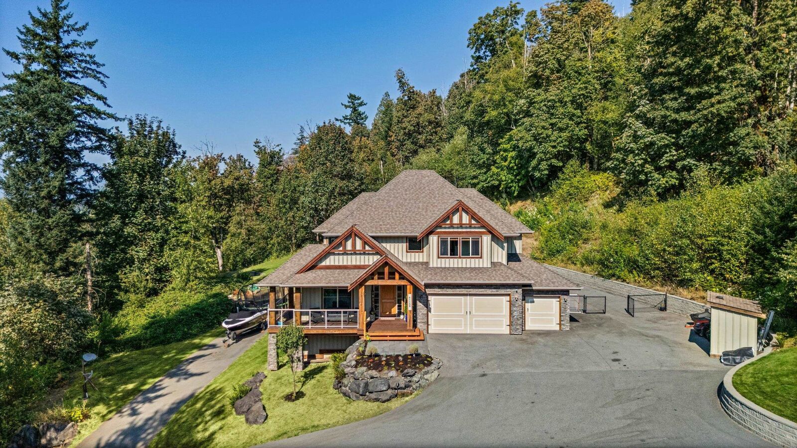 Property Photo:  41150 Old Yale Road  BC V3G 2S9 