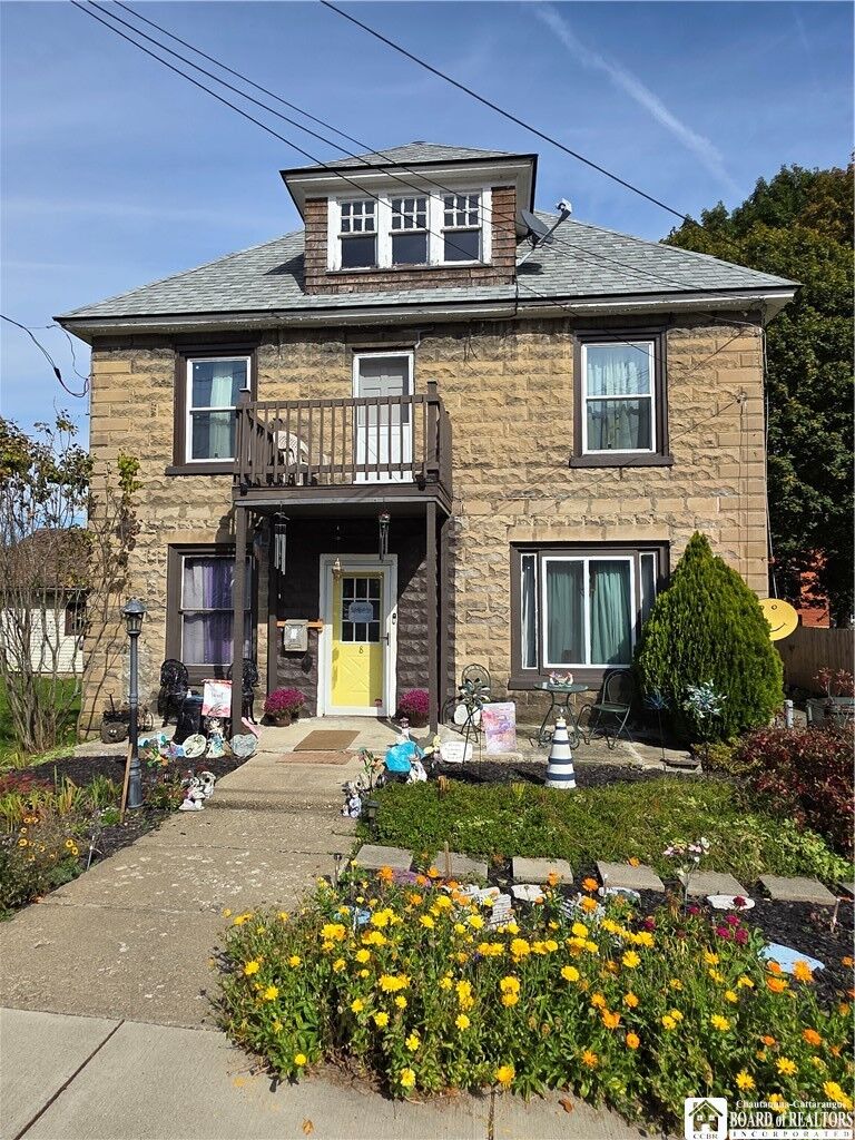 Property Photo:  8 Curtis Street  NY 14701 