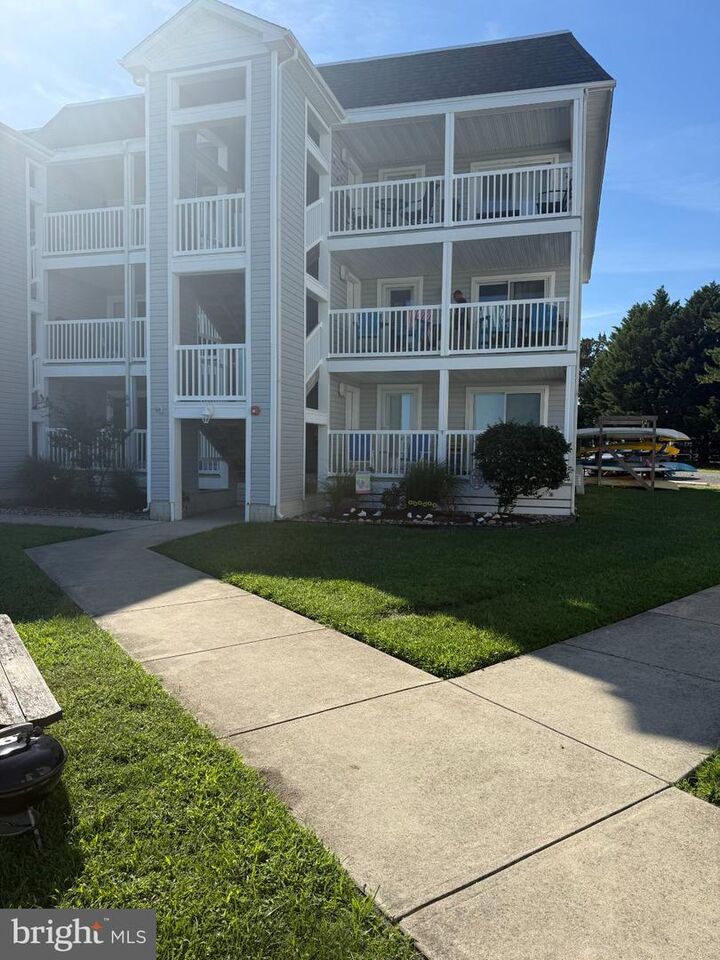 Property Photo: 30138 Cedar Shores Road 335 DE 19970