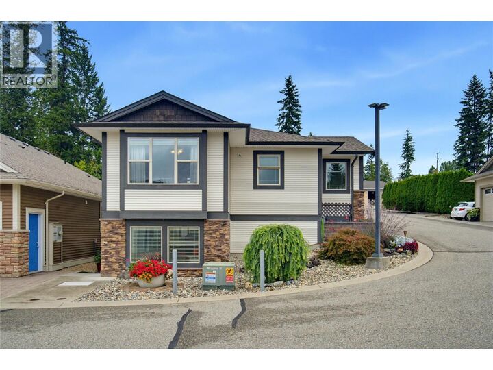 Property Photo: 2850 7th Avenue Northeast 8 BC V1E 0B7