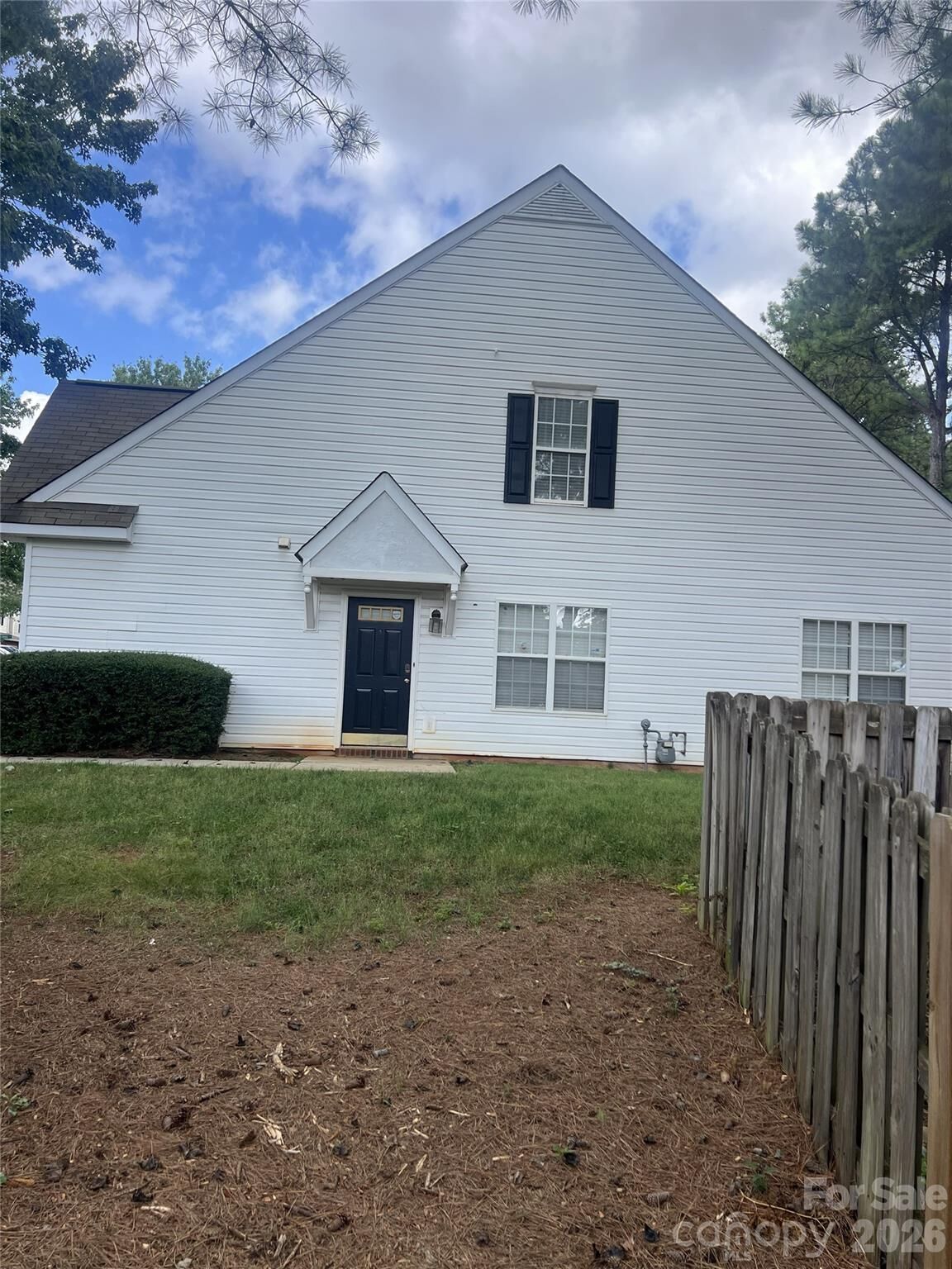 Property Photo: 9620 Terrier Way NC 28269
