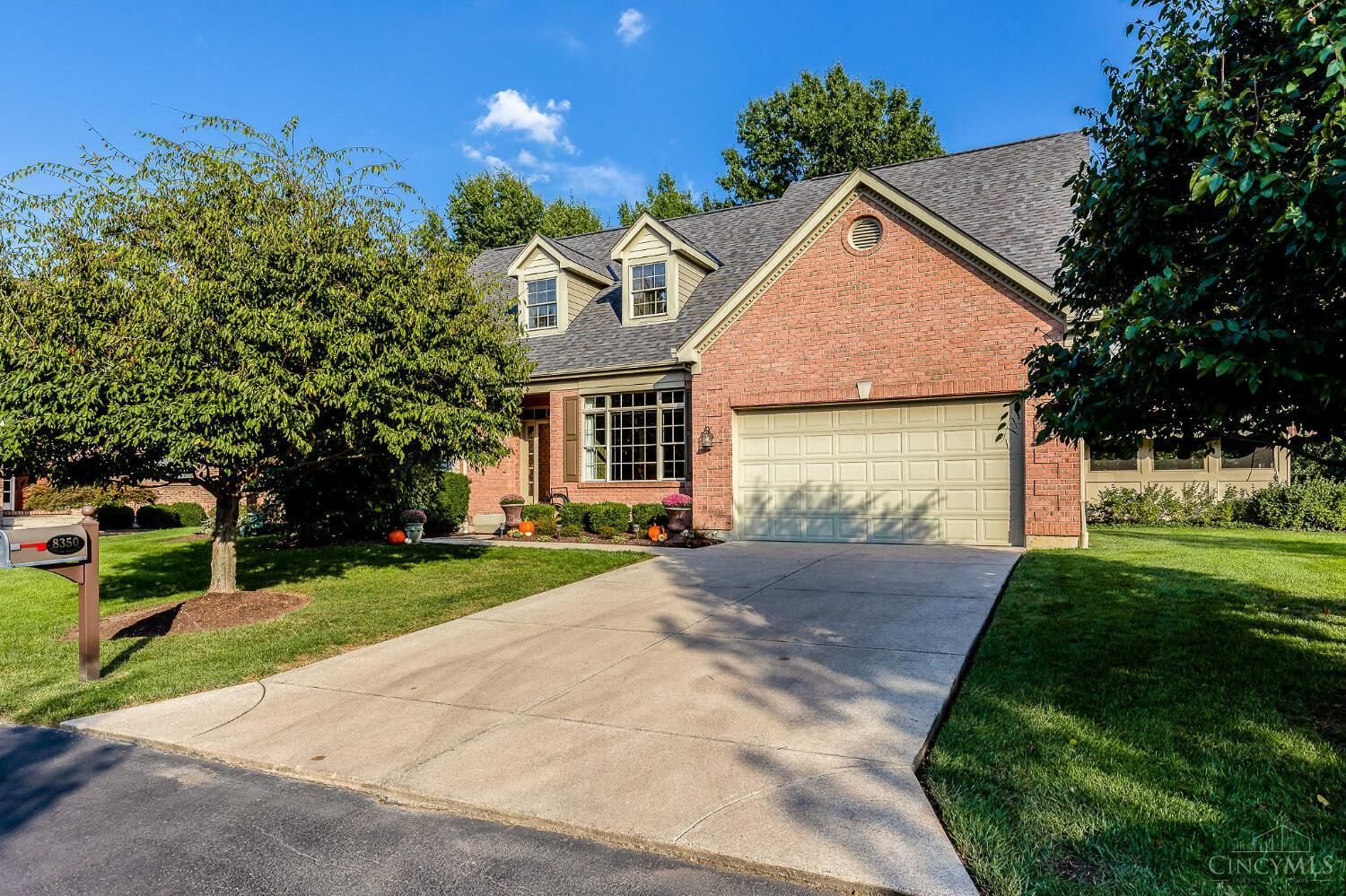Property Photo: 8350 Kugler Meadow Court OH 45236
