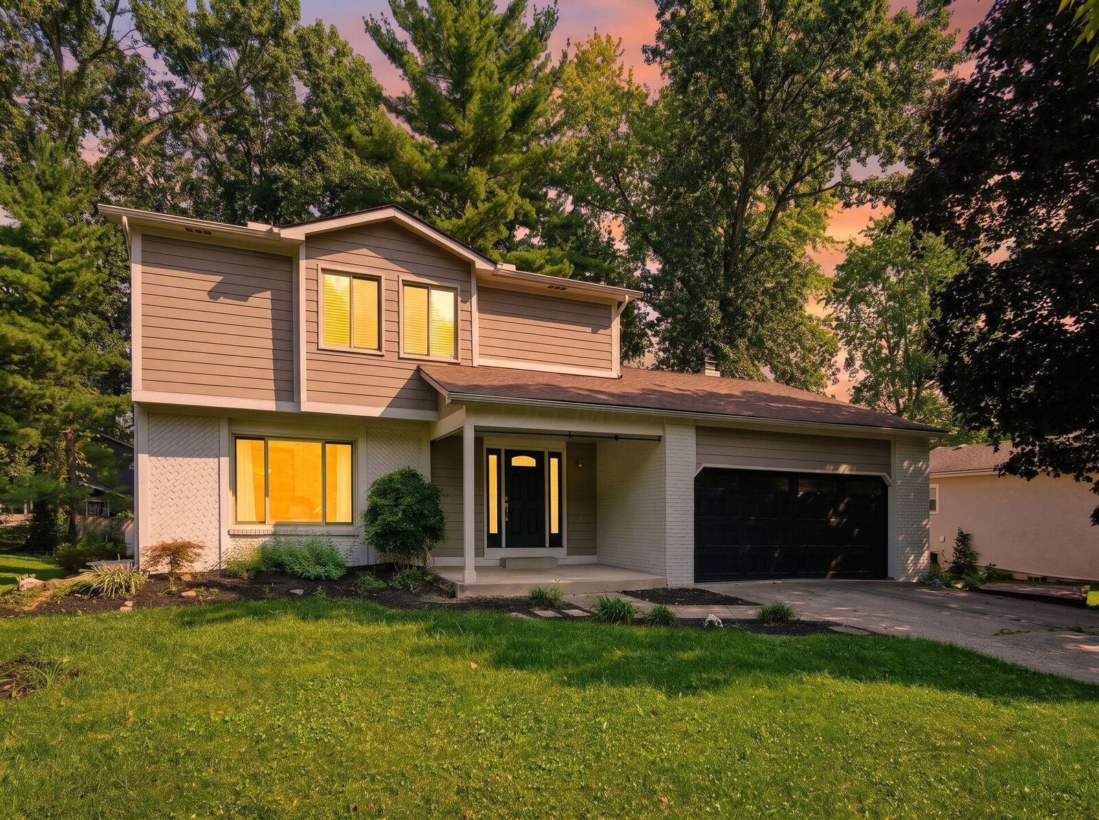 Property Photo:  622 Valley Forge Court  OH 43081 