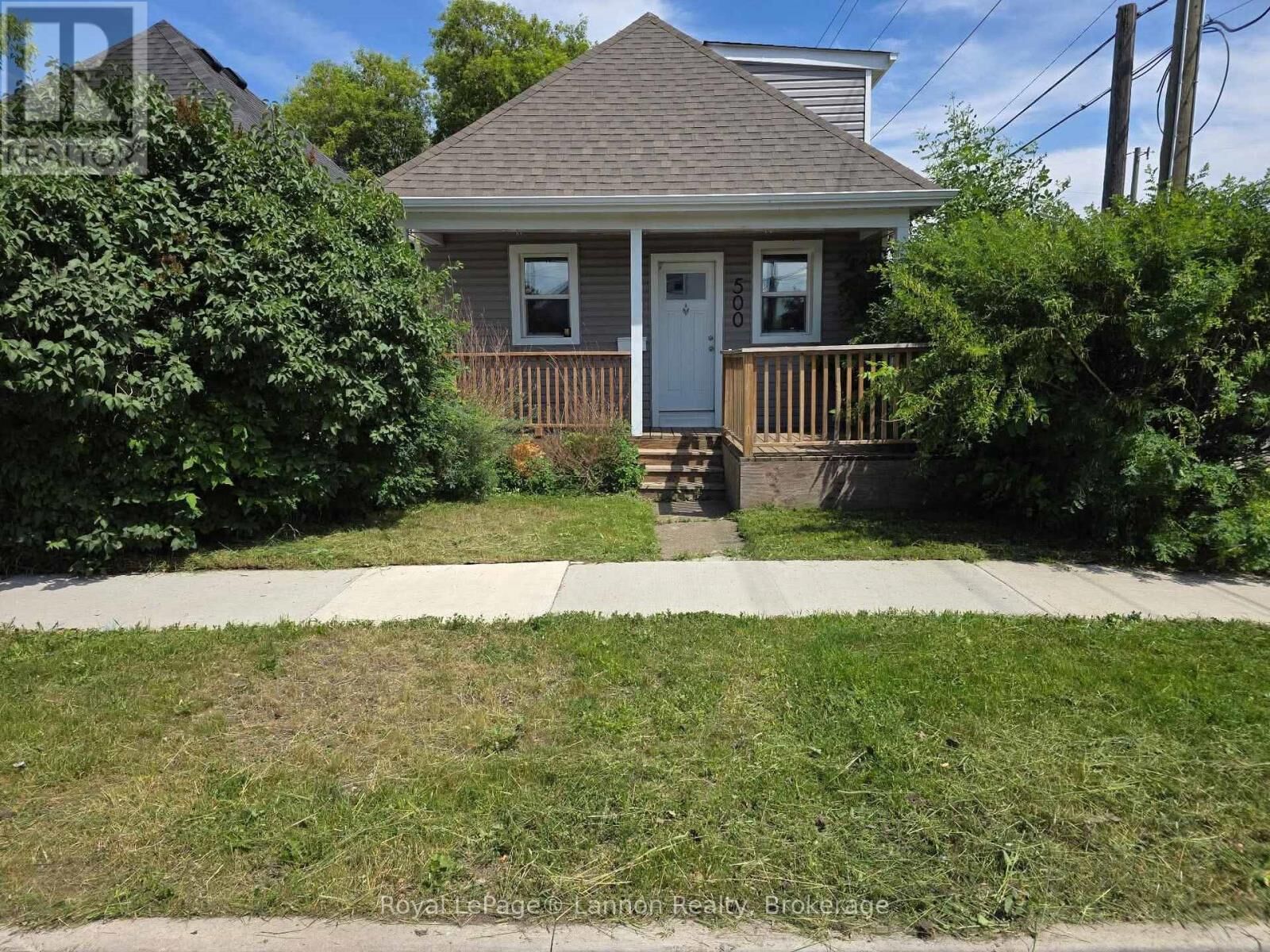 Property Photo:  500 Wiley Street  ON P7C 3N3 