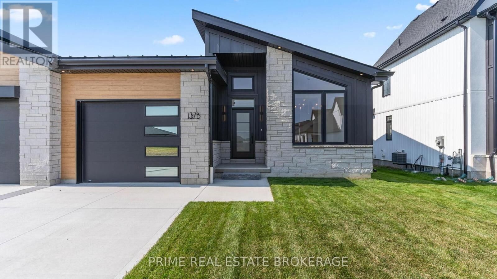 Property Photo:  137 Harvest Lane B  ON N0L 1J0 