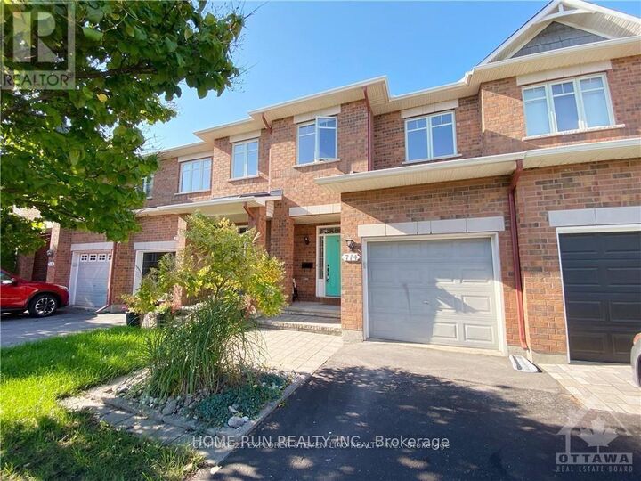 Property Photo:  714 Nakina Way  ON K1V 2H9 