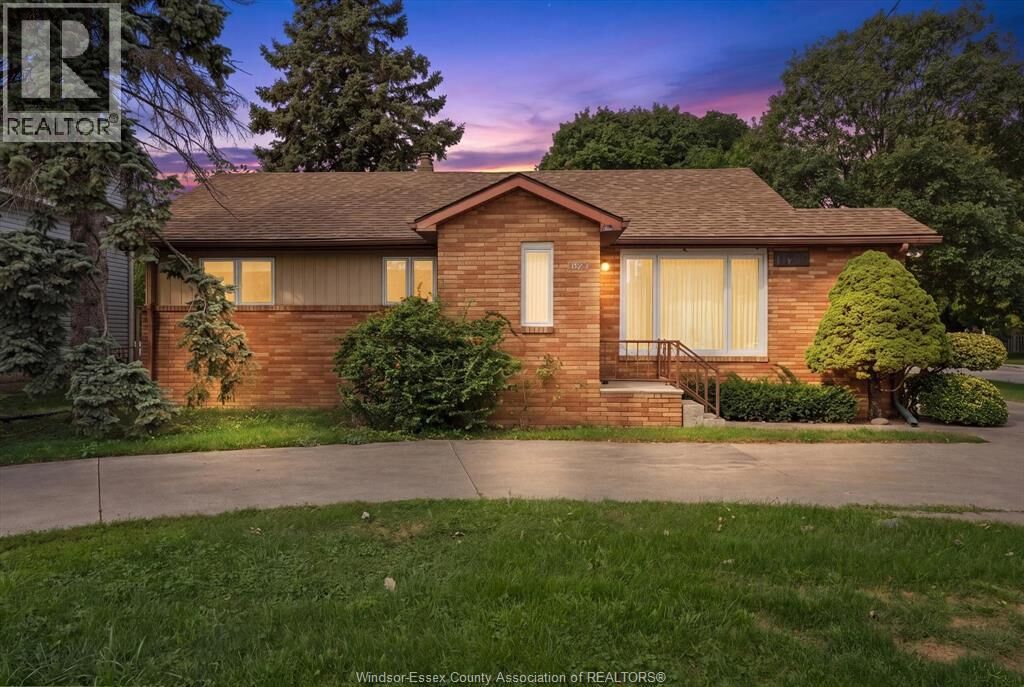 Property Photo:  1653 Lesperance  ON N8N 1Y2 
