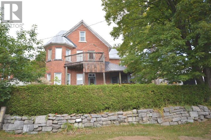 Property Photo:  193 Oak Street  ON K0J 1T0 