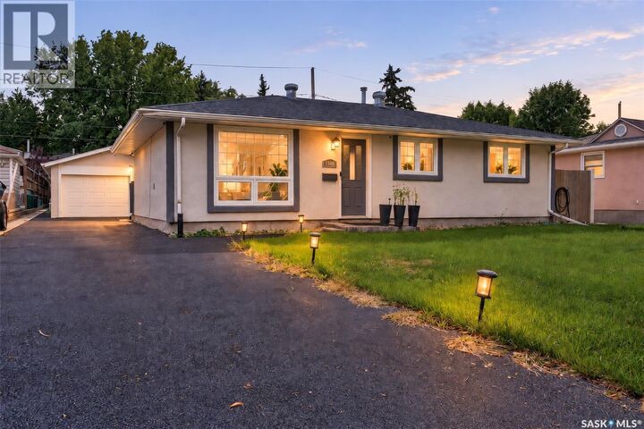 Property Photo:  1146 Duffield Crescent  SK S6H 5M4 