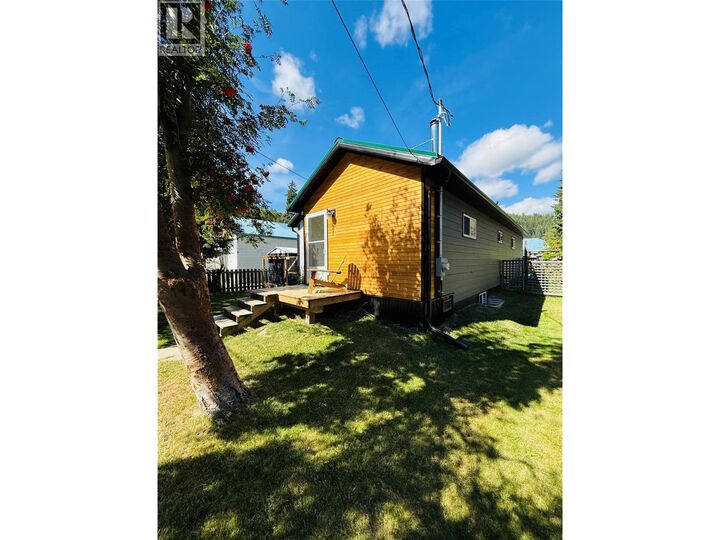 Property Photo:  225 Dalgren Street  BC V1A 1J4 