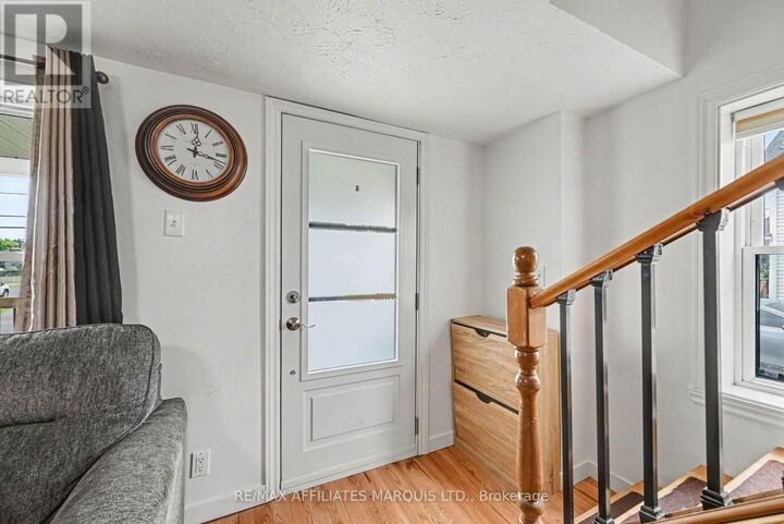 Property Photo:  117 Sunnyside Avenue  ON K6H 3C9 