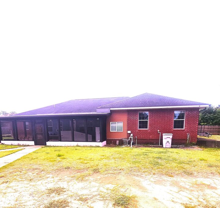 Property Photo:  9202 E River Drive  FL 32566 