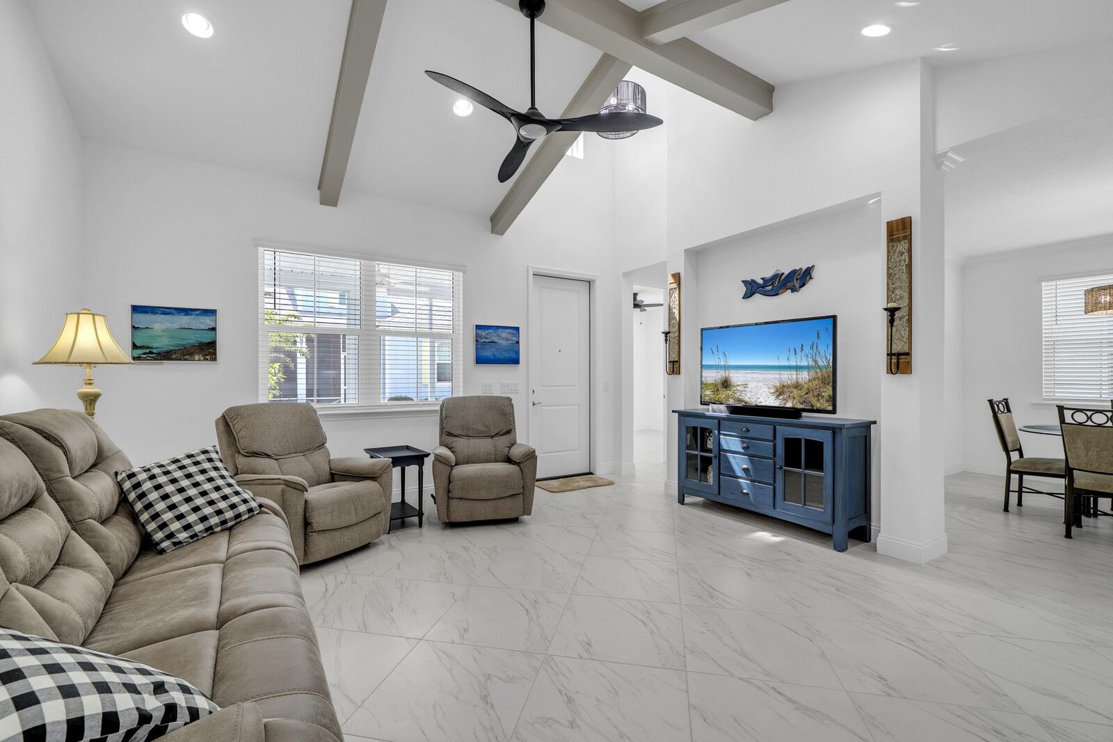 Property Photo: 9320 Cool Breeze Drive FL 32413