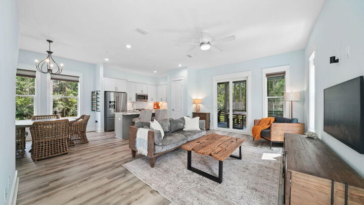 Property Photo:  7537 Shady Glen Trail  FL 32413 