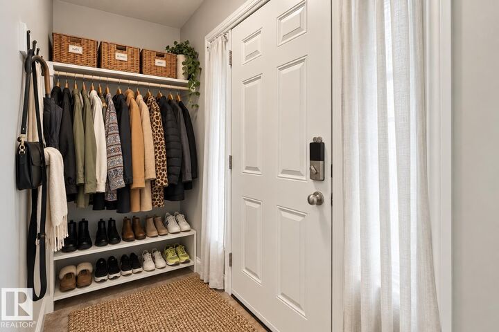 Property Photo:  12111 95 Street NW  AB T5G 1M9 