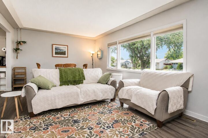 Property Photo:  12231 55 Street NW  AB T5W 3R5 