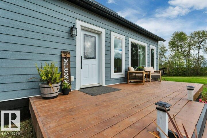 Property Photo:  6518 Highway 6161  AB T0E 0S0 
