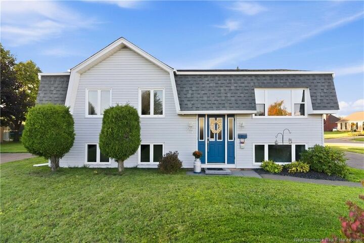 Property Photo:  27 Pasadena Drive  NB E1G 1H7 