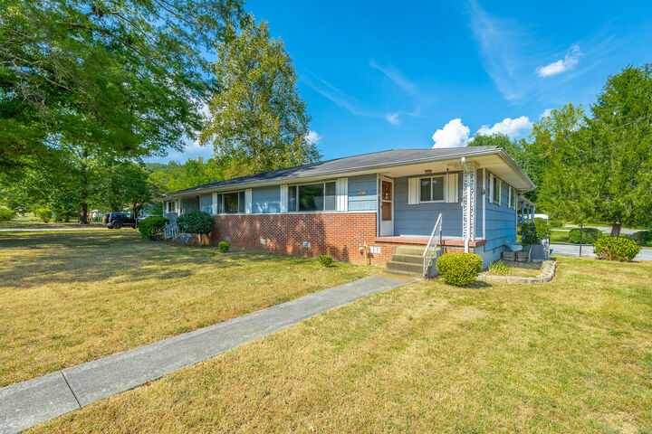 Property Photo:  303 Browntown Road  TN 37415 