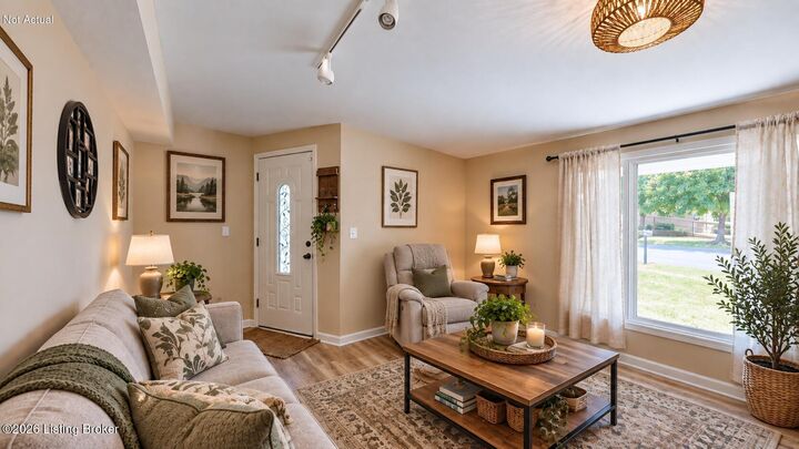 Property Photo:  4618 E Overbrook Dr  KY 40216 