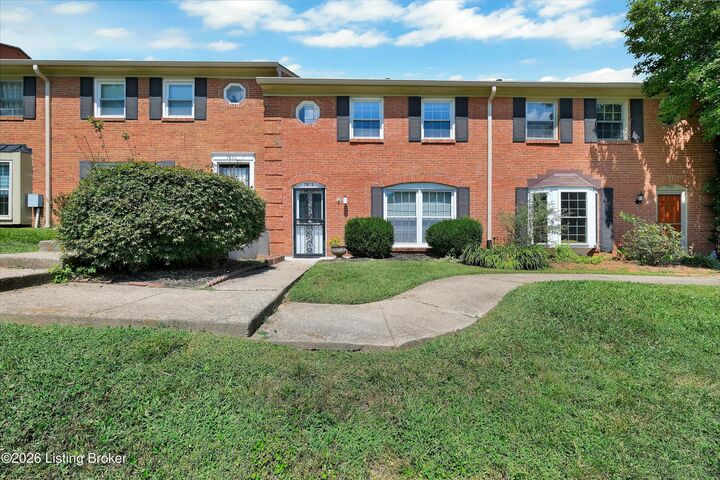 Property Photo: 7813 Montero Dr KY 40059