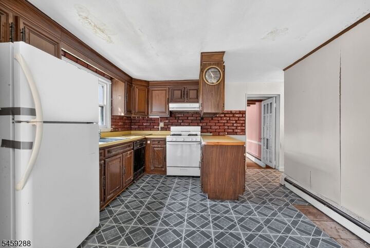 Property Photo:  109 Lilac Dr  NJ 08801 