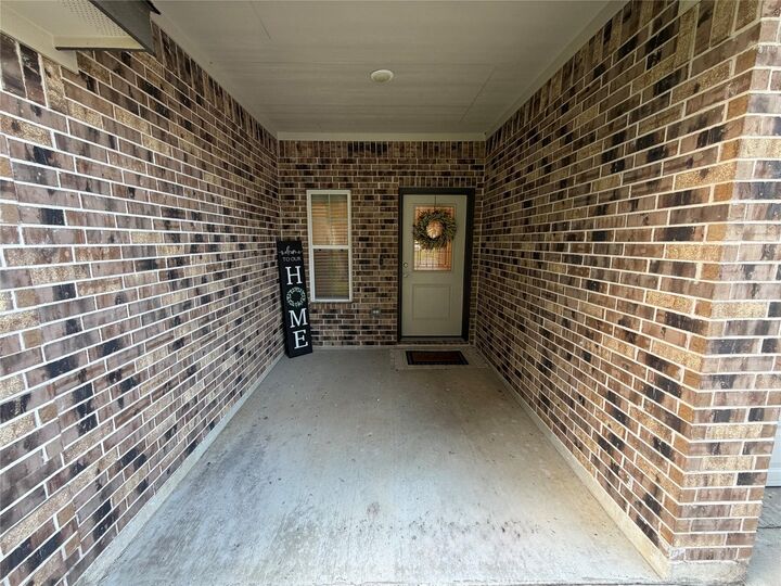 Property Photo:  62 Nelson Court  TX 77541 