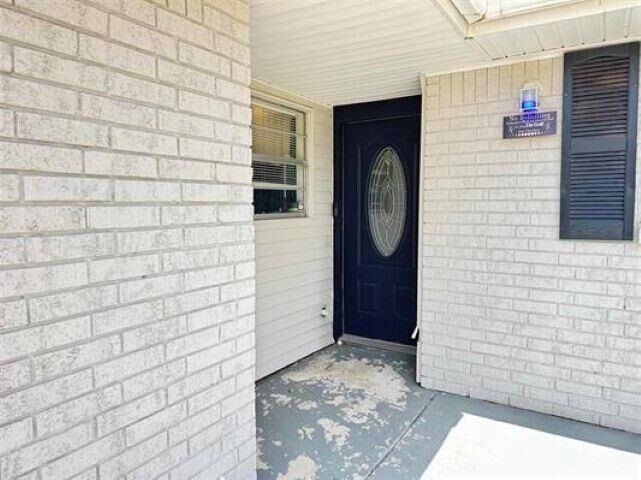 Property Photo: 4639 NW Santa Fe Ave OK 73505