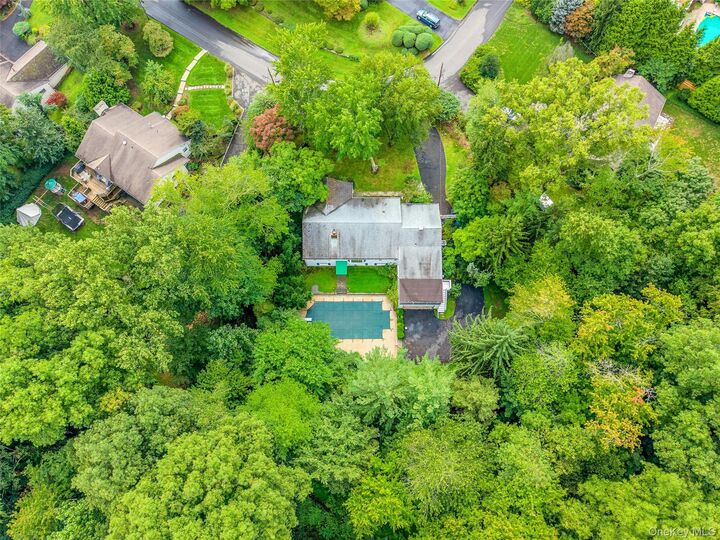 Property Photo:  12 E Wheeler Place E  NY 10994 
