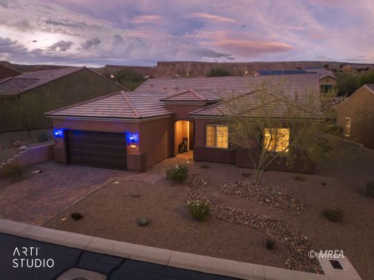 Property Photo: 847 Bridle Path NV 89034