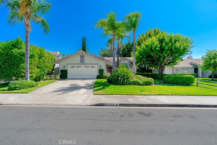 Property Photo:  31211 Corte Alhambra  CA 92592 