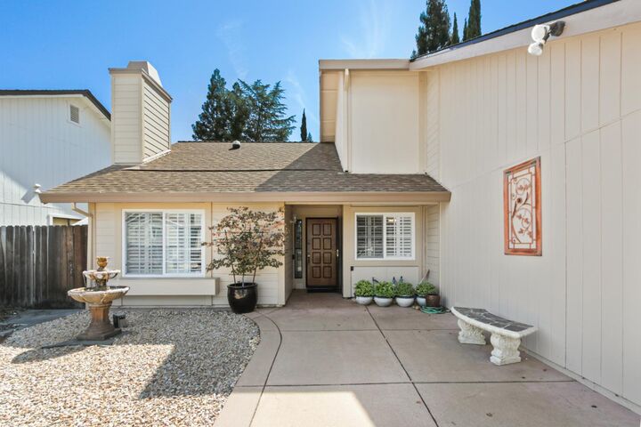 Property Photo: 6568 Skyview Drive CA 95662