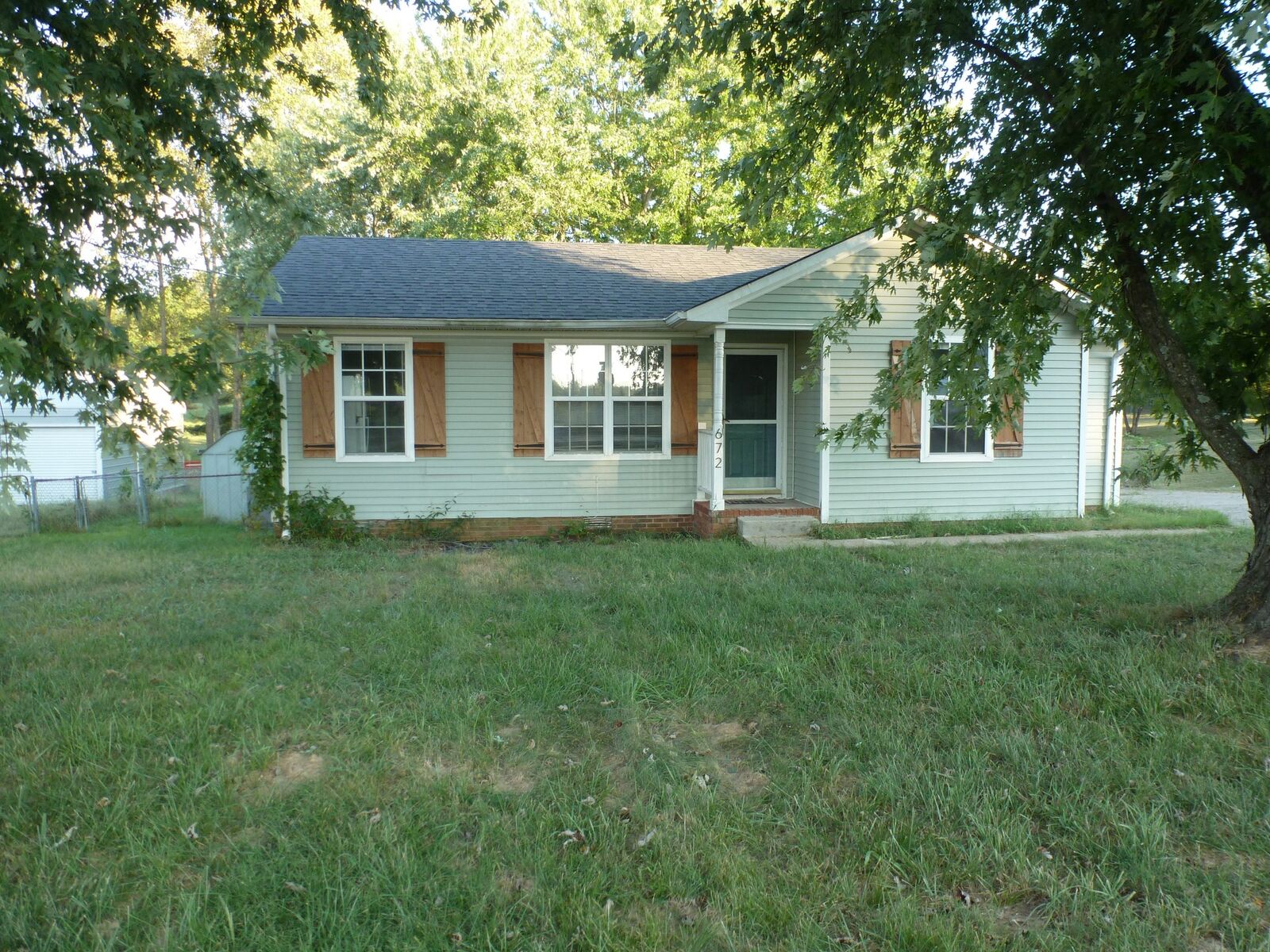 Property Photo: 672 Artic Ave KY 42262