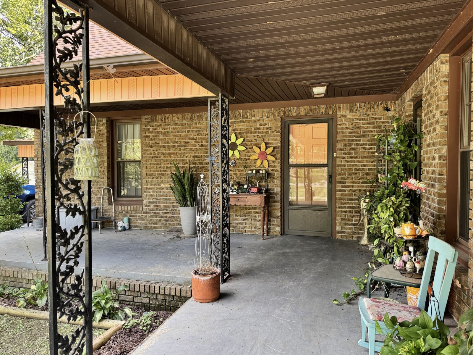 Property Photo:  109 W 1st St  TN 38463 