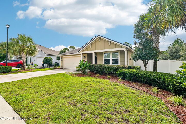 Property Photo:  3800 Great Falls Loop  FL 32068 