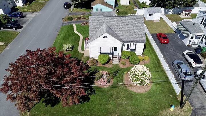 Property Photo:  11 Victor Avenue  NH 03060 