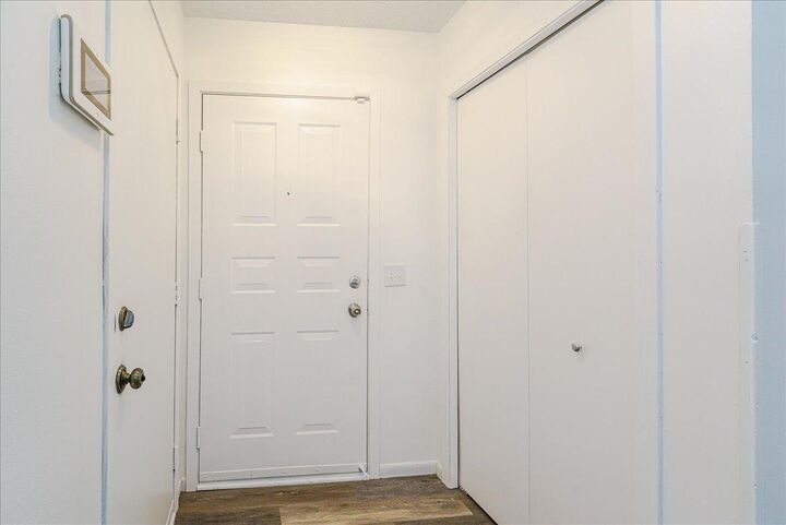 Property Photo:  1712 Rio Loma Drive  MN 55337 