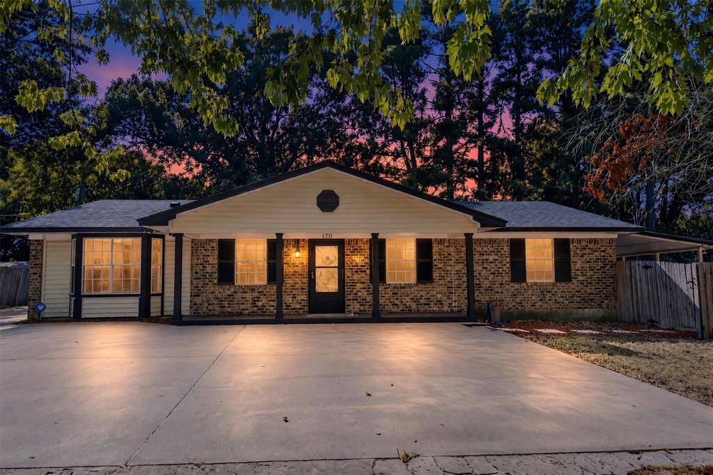 Property Photo:  170 County Road 1211  TX 75482 