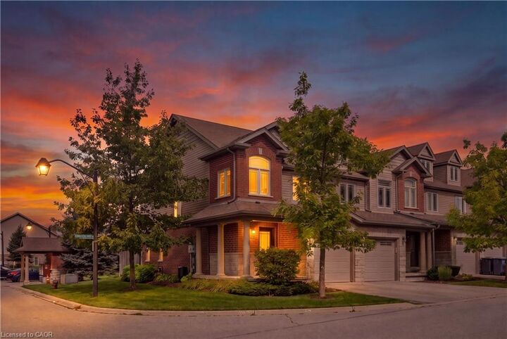 Property Photo:  30 Kingsbury Square  ON N1L 0K6 