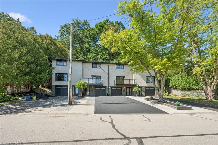 Property Photo:  28 Borden Street  ON N1S 3N2 