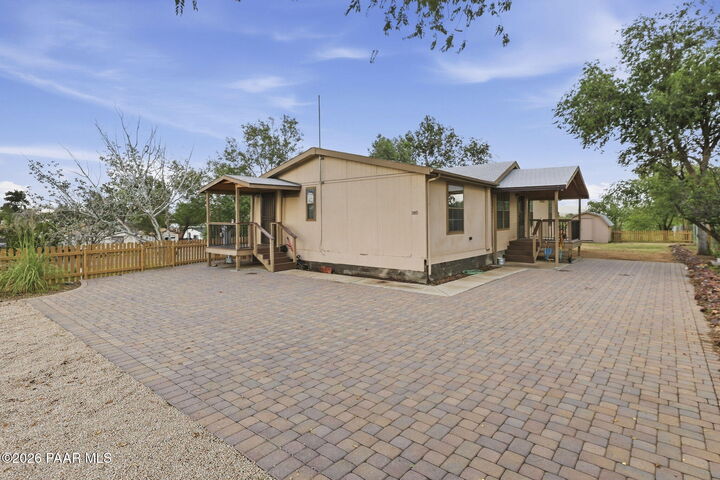 Property Photo:  385 S Dewey Road  AZ 86327 
