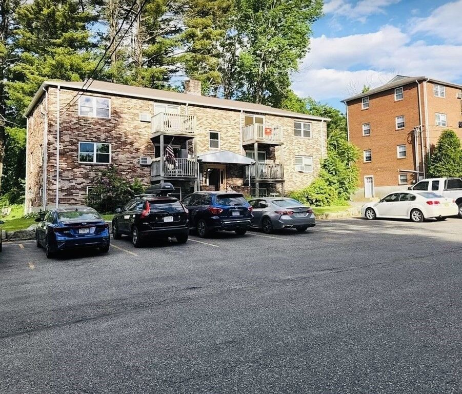 Property Photo:  44 Burnap Rd 6  MA 01747 