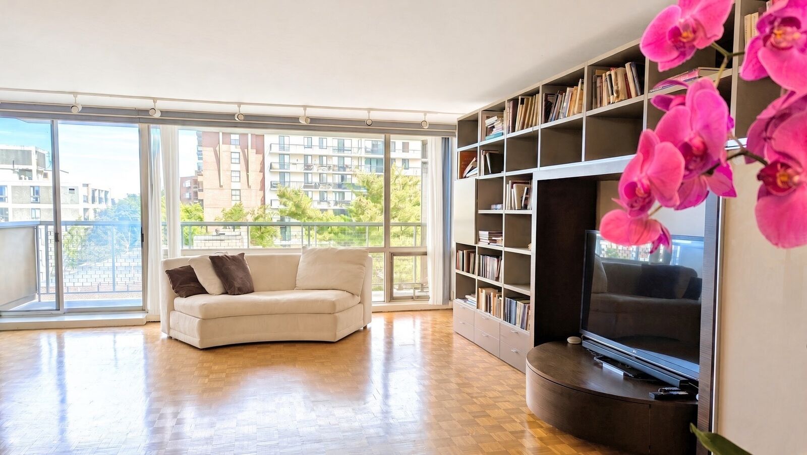 Property Photo: 45 Longwood Ave 705 MA 02446